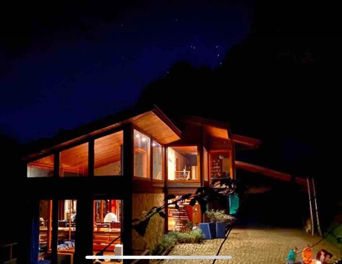 Luxo na Montanha com Staff - Casa de Vidro - vizinho do Botanique Campos do Jordão Exterior foto